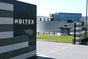 Inditex Group       10%