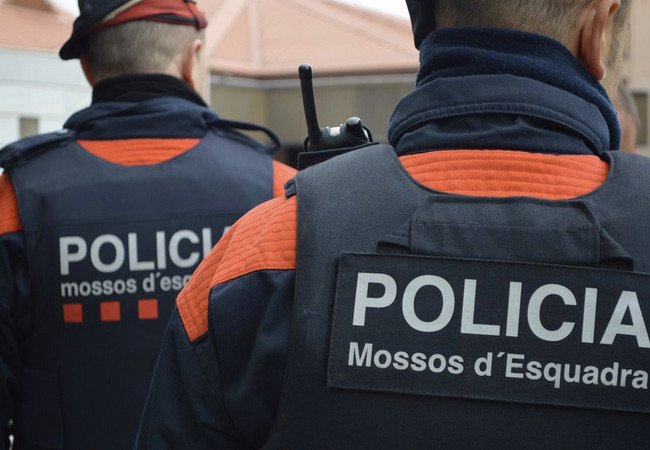  esquadra mossos      