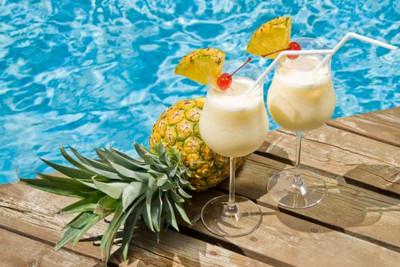 напитки испании, Пинья Колада.jpg