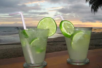 напитки испании, Кайпиринья.jpg