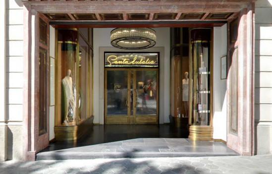 Магазин Santa Eulalia.jpg