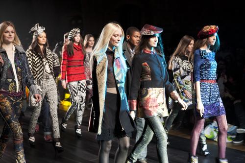 080 barcelona fashion, фестиваль моды..jpg