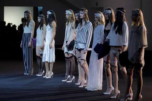 080 barcelona fashion, фестиваль моды....jpg