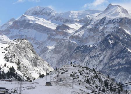 лыжный курорт Каталонии.jpg