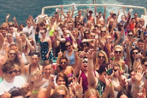 Подробнее о "Бланес готовится в морскому празднику Clubbers BOAT PATY"