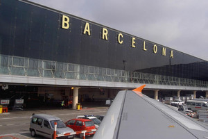 Подробнее о "Аэропорт Барселоны уступает Мадриду, но по росту пассажиропотока является первым в Европе"