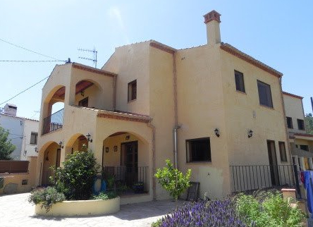 вилла в испании.jpg