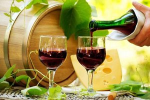 Подробнее о "Испанские вина получают экспортную оценку и обходят французские"