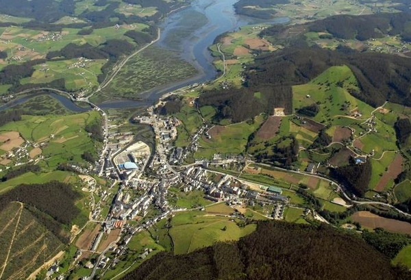 дворец в Vegadeo.jpg