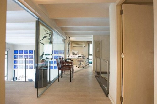 Подробнее о "Двухэтажная дизайнерская квартира в самом центре на Пасео-де-Грасия"