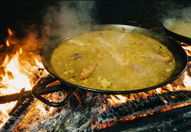 Подробнее о "Любимым блюдом каталонцев стала паэлья"