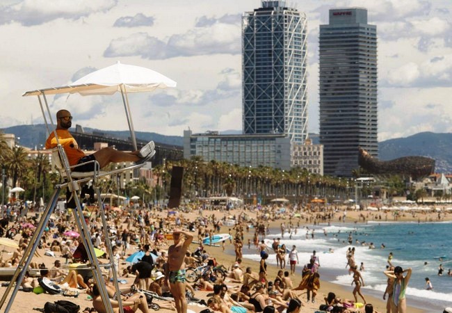 Подробнее о "Самые грязненные пляжи Барселоны"