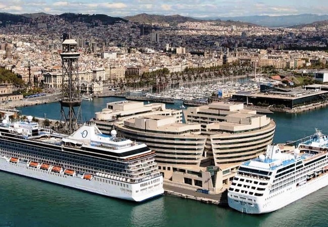 Подробнее о "Порт Барселоны является самым грязным в Европе"