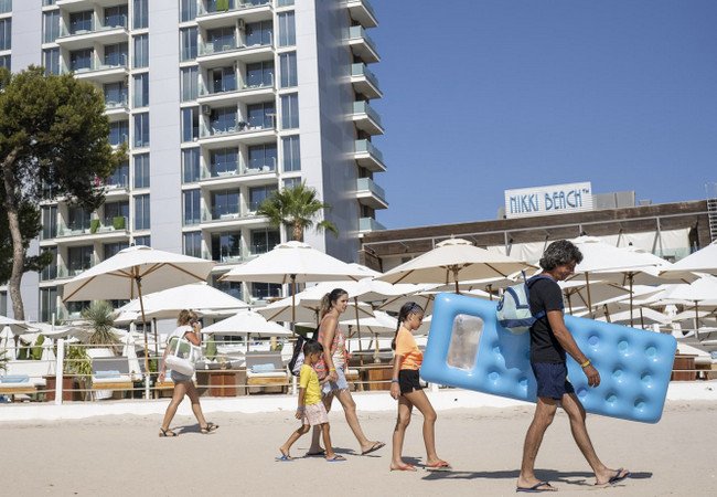 Подробнее о "Отели Испании побили ценовой рекорд подорожав на 25%"