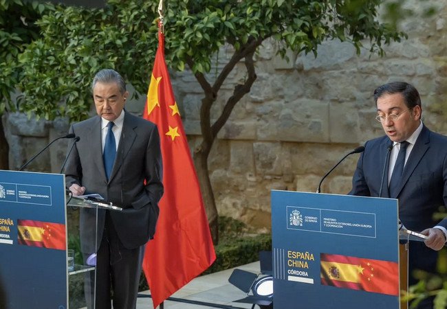 Подробнее о "Глава МИД КНР посетил Испанию с официальным визитом"