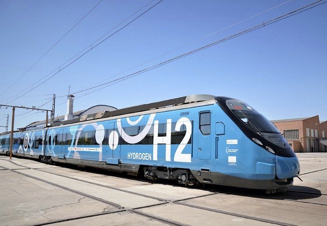 Подробнее о "Высокоскоростной поезд на водородном топливе появится в Испании"