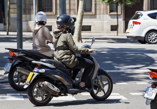 Подробнее о "Новые дорожные полосы для мотоциклистов в Испании"