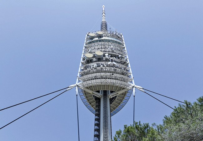 Подробнее о "Смотровая площадка на самой высокой башне Барселоны вновь открывается"