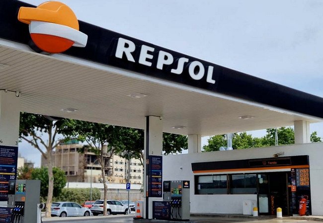 Подробнее о "Repsol активно теснит Endesa и Iberdrola, отвоевывая долю рынка"