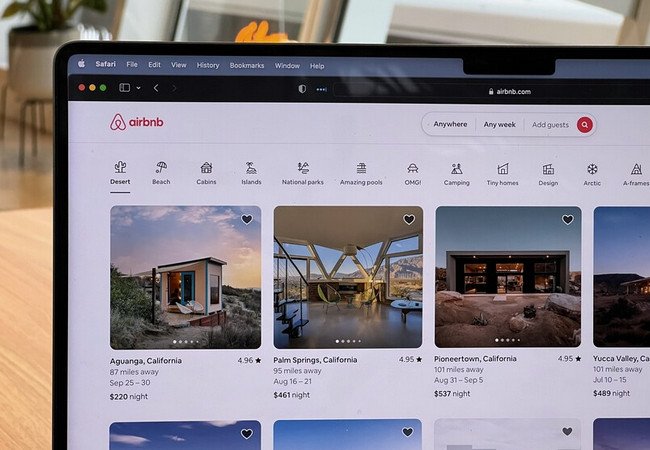 Подробнее о "Испания удалит более 65 тысяч объявлений Airbnb за нарушения законодательства"