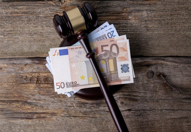 Подробнее о "Верховный суд Испании постановил: за задержку зарплаты работодатель обязан выплатить дополнительные 10%"