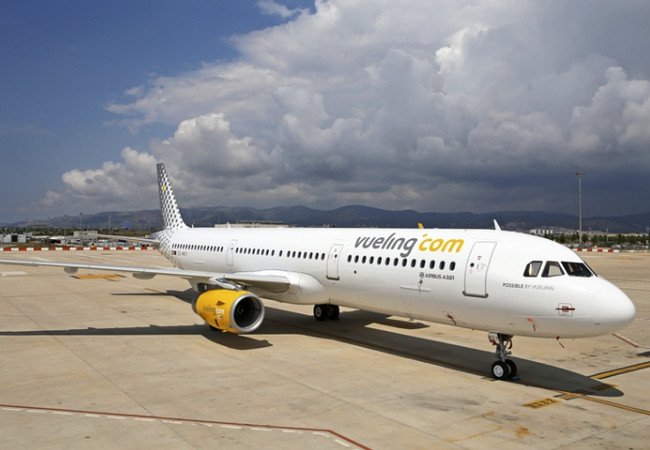 Подробнее о "Авиакомпания Vueling анонсировала запуск прямого авиасообщения между Барселоной и Эс-Сувейрой"