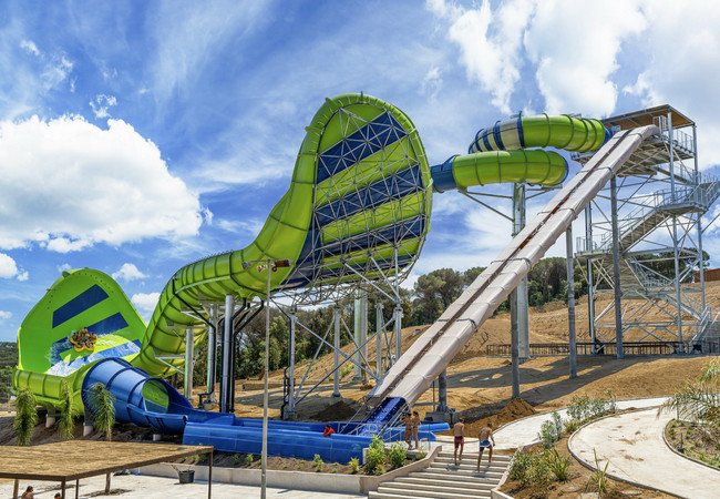 Подробнее о "Water World в Льорет-де-Мар отмечает 40-летие новым экстремальным аттракционом"
