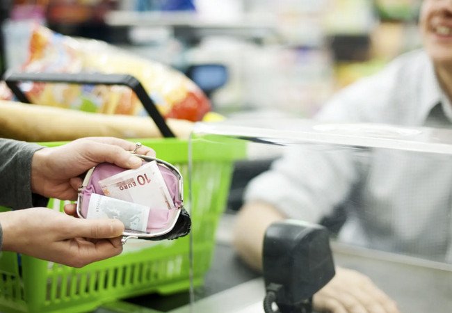 Подробнее о "Mercadona вводит ограничения на оплату наличными в Испании"