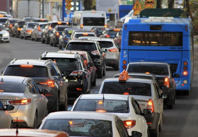 Подробнее о "Штраф в размере 200 евро за использование аварийной сигнализации в пробке в Испании"