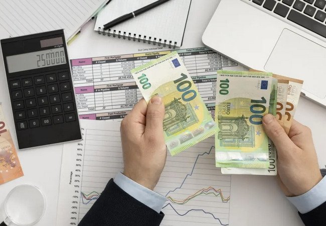 Подробнее о "Новые правила для взносов самозанятых в Испании"
