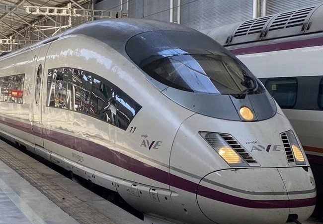 Подробнее о "Renfe будет платить за опоздание поездов"