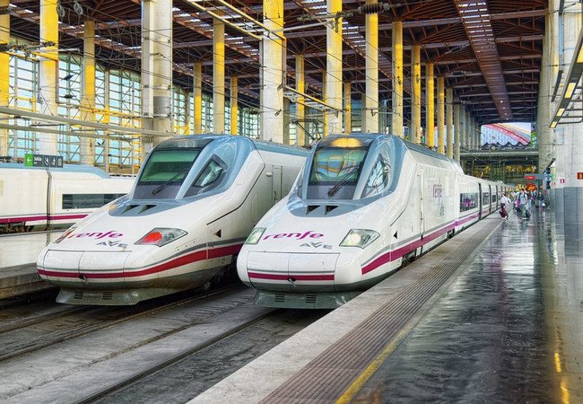 Подробнее о "Renfe объявляет о распродаже "Черная пятница": билеты на AVE от 19€, Avlo — от 7€"
