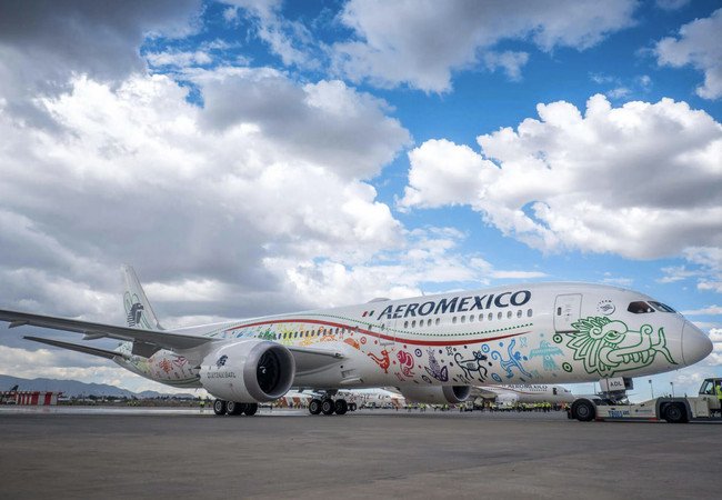 Подробнее о "Aeroméxico возвращается: прямые рейсы из Мексики в Каталонию возобновлены"