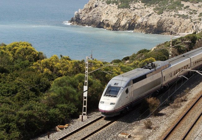 Подробнее о "Барселона и Милан в пределах 8 часов: новая эра высокоскоростных поездок"