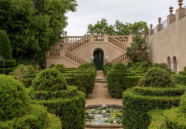 Подробнее о "Лабиринт Орта возвращается к своему былому великолепию"