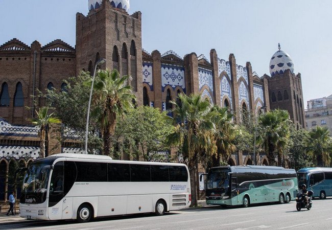 Подробнее о "Барселона внедряет цифровую систему контроля туристических автобусов"