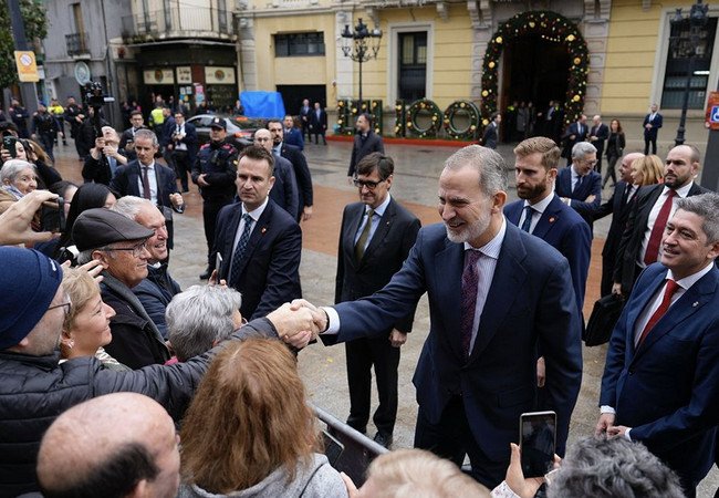 Подробнее о "Король Фелипе VI посетил Л’Оспиталет в день его столетия и подчеркнул значение единства и модернизации"