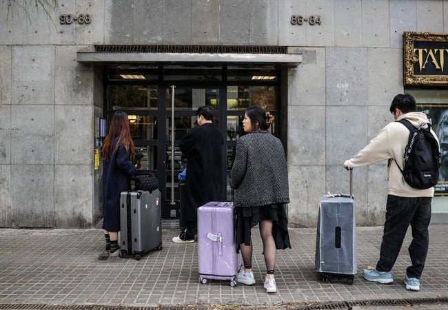 Подробнее о "Владельцы туристического жилья оспорили в суде инициативу мэрии Барселоны"