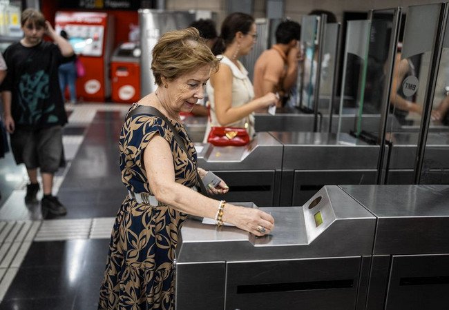 Подробнее о "Льготные проездные для пенсионеров в Барселоне подорожали и стали менее доступными"