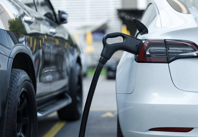 Подробнее о "Испания с 2026 года вводит новую систему субсидий на электромобили: скидка до 9 000 евро — сразу при покупке"