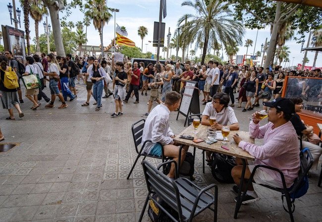 Подробнее о "Испания установила новый туристический рекорд по итогам 2025 года"