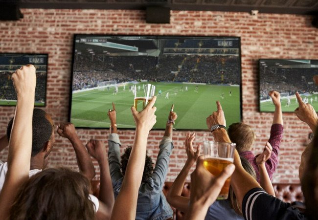 Подробнее о "LaLiga привлекает граждан к борьбе с пиратством: за сообщение о нелегальном показе матчей обещают 50 евро"