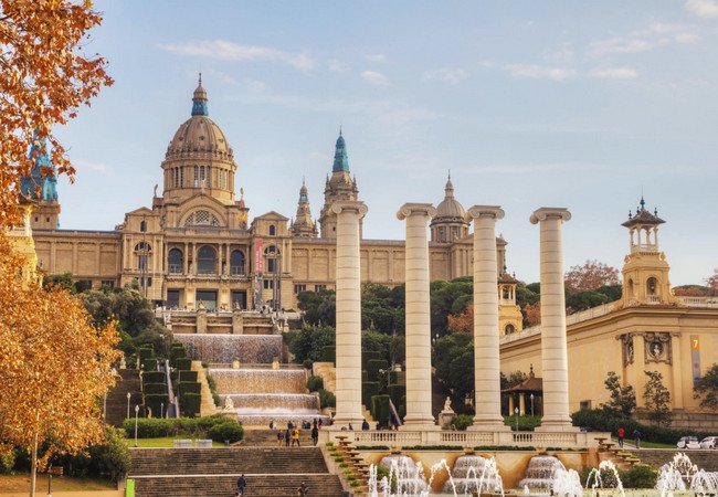 Подробнее о "Жителям Барселоны открыли бесплатный доступ к музеям и культурным пространствам"