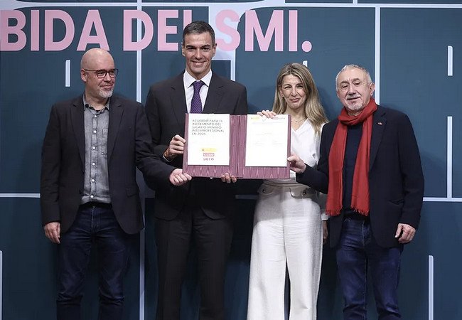 Подробнее о "Минимальная зарплата в Испании увеличена до 1 221 евро с начала 2026 года"