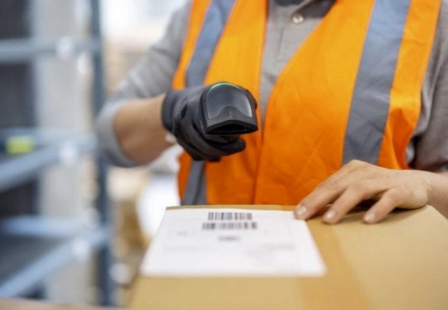 Подробнее о "Испания усилит проверки международных посылок: новые правила затронут онлайн-покупателей"