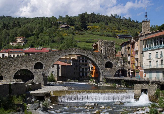 Подробнее о "Барселона инвестирует 1 млн евро, чтобы вывести туристов за пределы центра города"