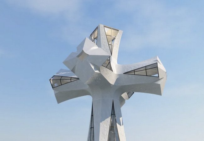 Подробнее о "Саграда Фамилия завершила строительство башни Иисуса и стала самой высокой церковью в мире"