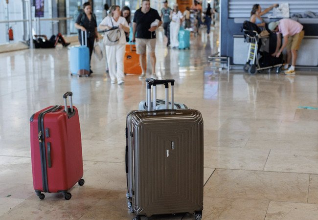 Подробнее о "Iberia ввела новые доплаты за нестандартный багаж: максимальный сбор достигнет 140 евро"