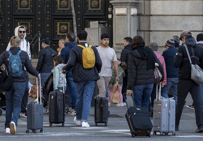 Подробнее о "Каталонские отели бьют рекорды: туристов стало больше, чем когда-либо"