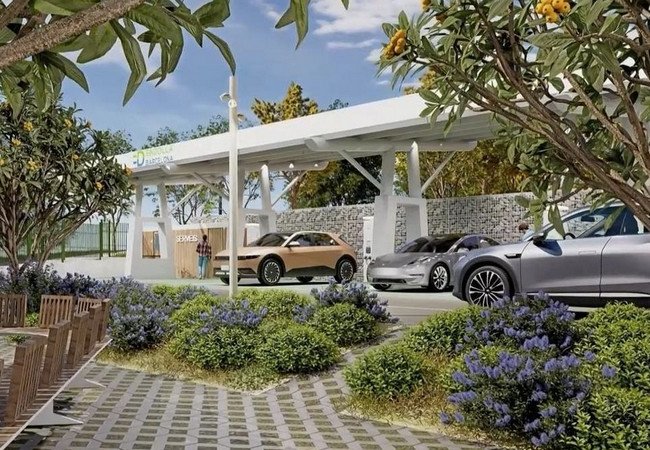 Подробнее о "В Барселоне готовят к запуску первый публичный ультрабыстрый хаб зарядки электромобилей"